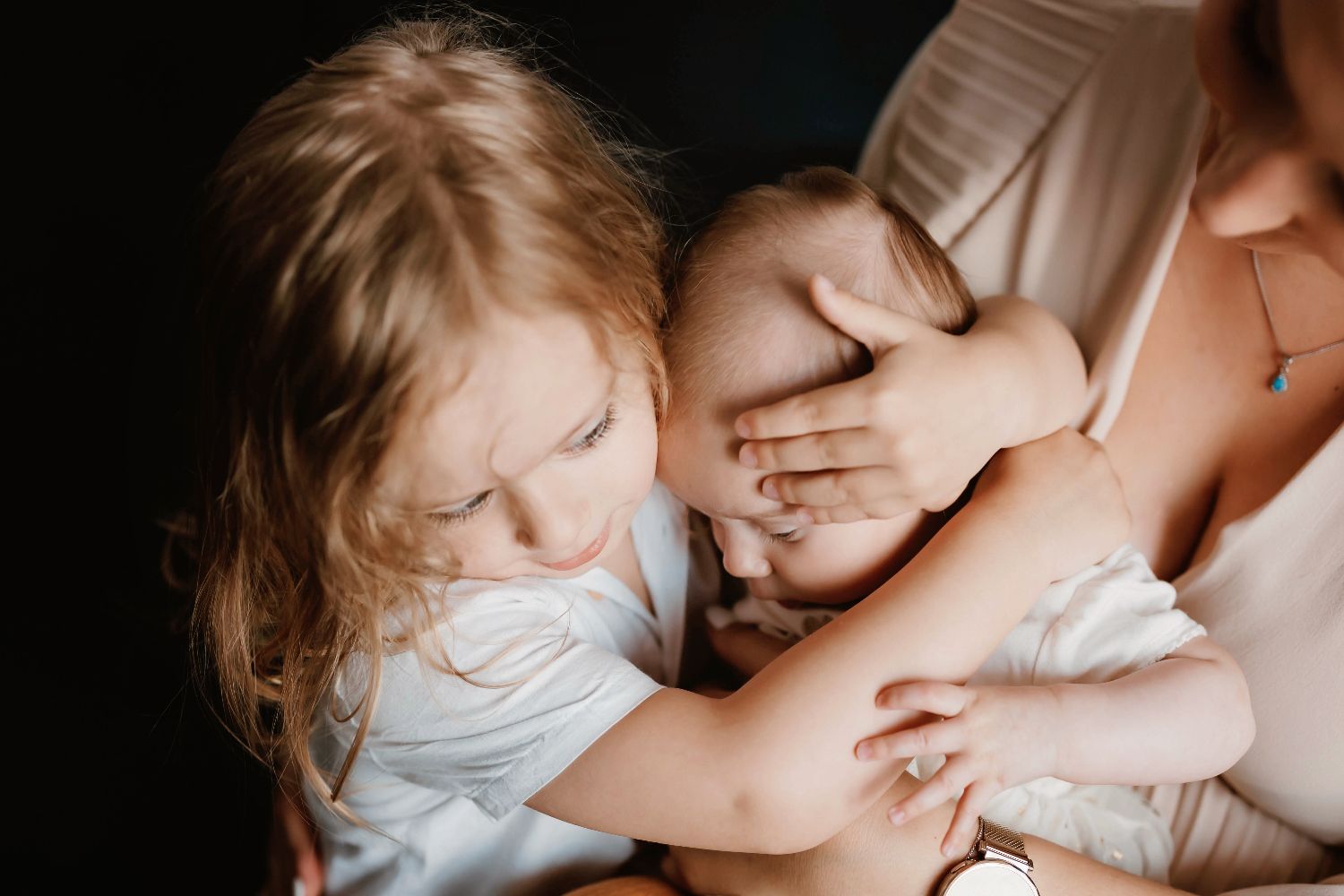 Obitelj u dnevnom boravku